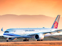 Show You the World, Take You Home - China Airline | GreatCase100