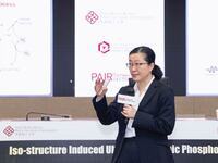 ["PAIR Distinguished Lecture : Iso-structure Induced Ultralong Organic Phosphorescence"]
